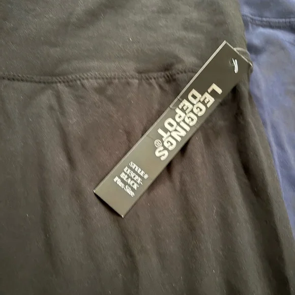 Leggings Depot Women Leggings Lot- 5 pairs EUC Black, Gray, Navy, Olive - Picture 3 of 3